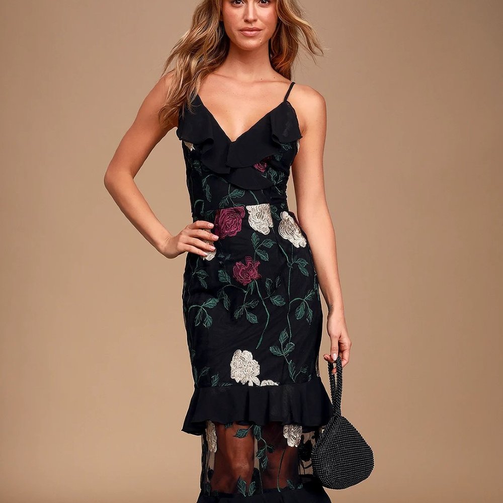 Lulu's Black Floral Embroidered Maxi Dress